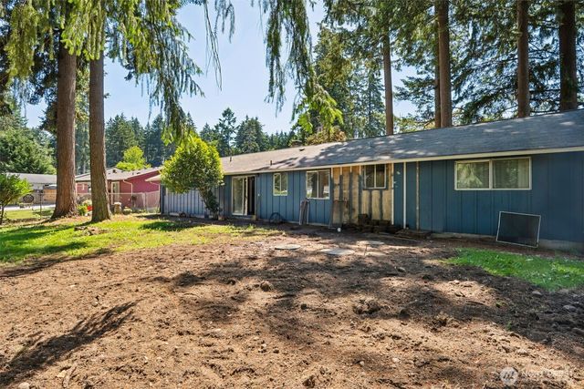 1038 Skyridge Street SE, Lacey, WA 98503