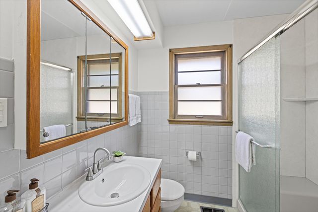 19 7th Street, Downers Grove, IL 60515