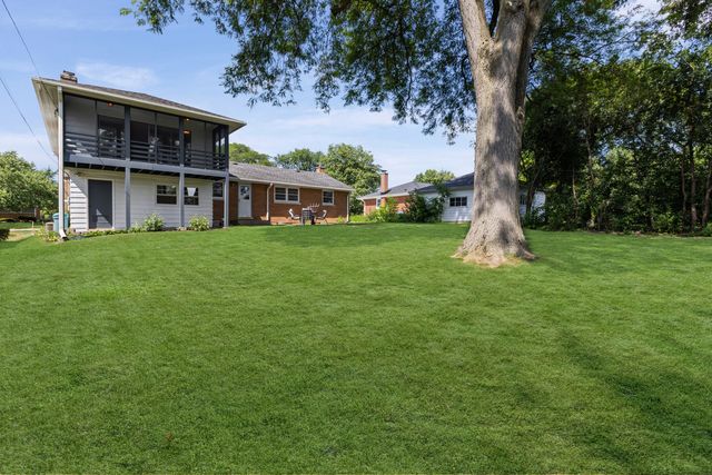 19 7th Street, Downers Grove, IL 60515