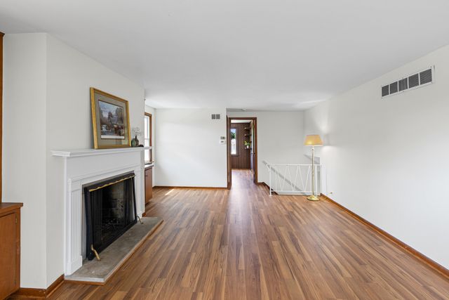 19 7th Street, Downers Grove, IL 60515