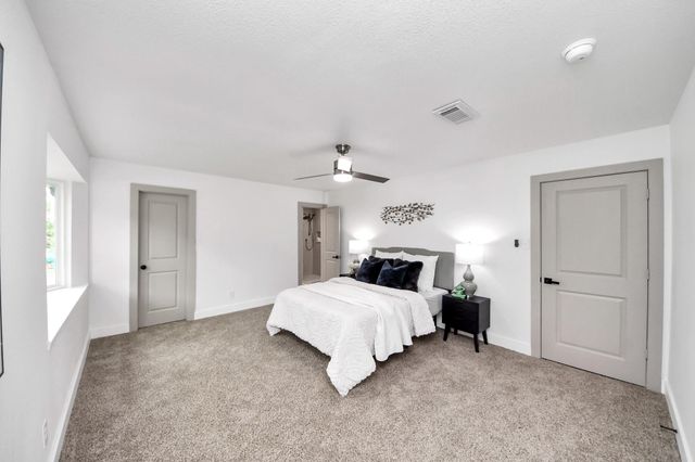 5614 Oakhaven Lane, Houston, TX 77091