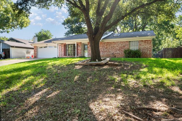3724 Billie Faye Drive, North Richland Hills, TX 76180
