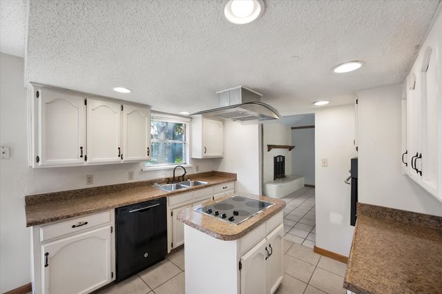3724 Billie Faye Drive, North Richland Hills, TX 76180