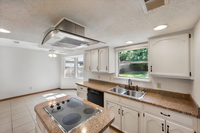 3724 Billie Faye Drive, North Richland Hills, TX 76180