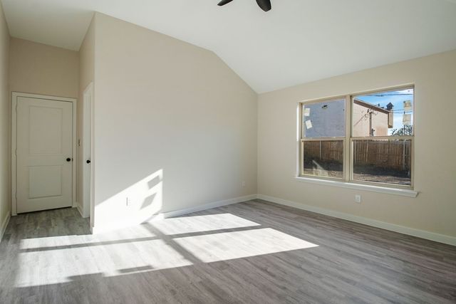 1915 Missouri Avenue, Fort Worth, TX 76104