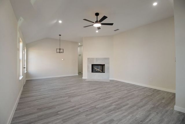 1915 Missouri Avenue, Fort Worth, TX 76104