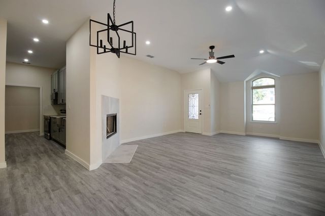 1915 Missouri Avenue, Fort Worth, TX 76104