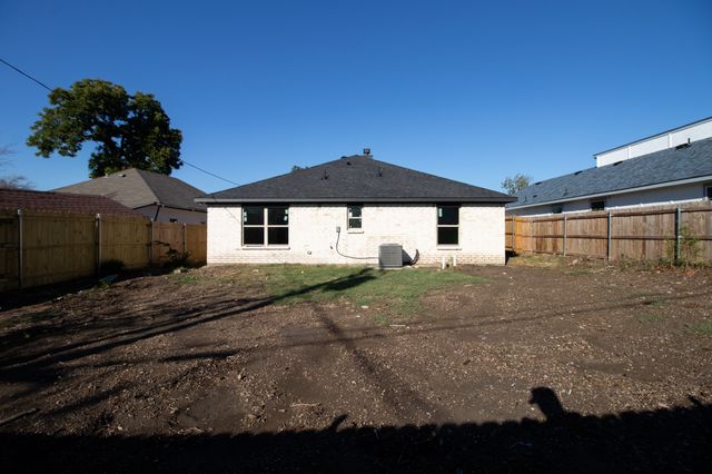 1915 Missouri Avenue, Fort Worth, TX 76104