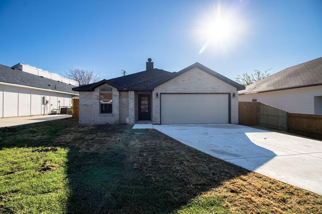 1915 Missouri Avenue, Fort Worth, TX 76104 — photo 2