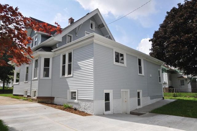 3758 E Van Norman AVENUE, Cudahy, WI 53110