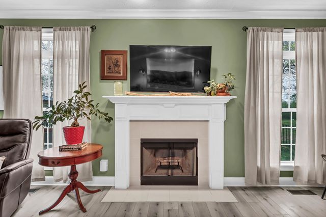 1361 Judge Tyler Dr, Clarksville, TN 37043