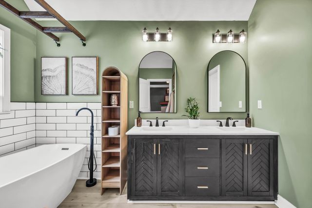 1361 Judge Tyler Dr, Clarksville, TN 37043