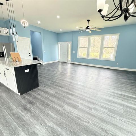 2538 Roe Lane, Kansas City, KS 66103