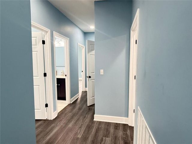 2538 Roe Lane, Kansas City, KS 66103