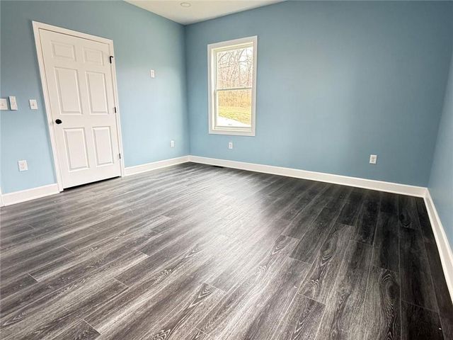 2538 Roe Lane, Kansas City, KS 66103