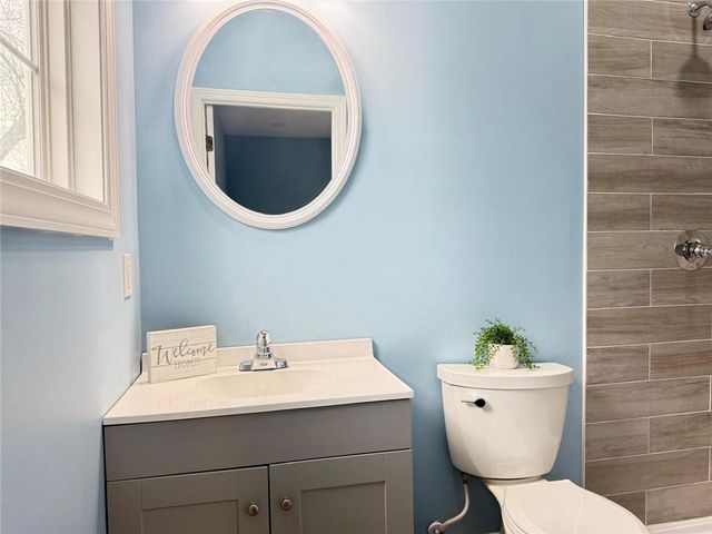 2538 Roe Lane, Kansas City, KS 66103