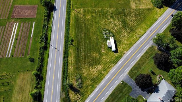 5603 Stone Road, Lockport Town, NY 14094