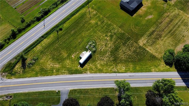 5603 Stone Road, Lockport Town, NY 14094