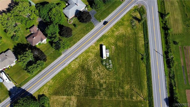 5603 Stone Road, Lockport Town, NY 14094