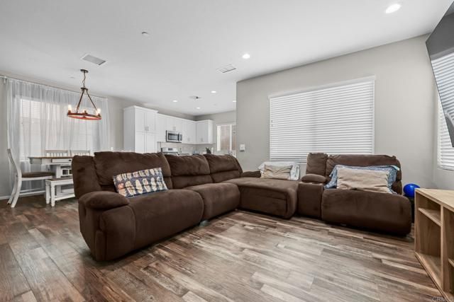 1869 Olivia St, El Cajon, CA 92021