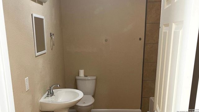 274 ROSEMONT DR, San Antonio, TX 78228