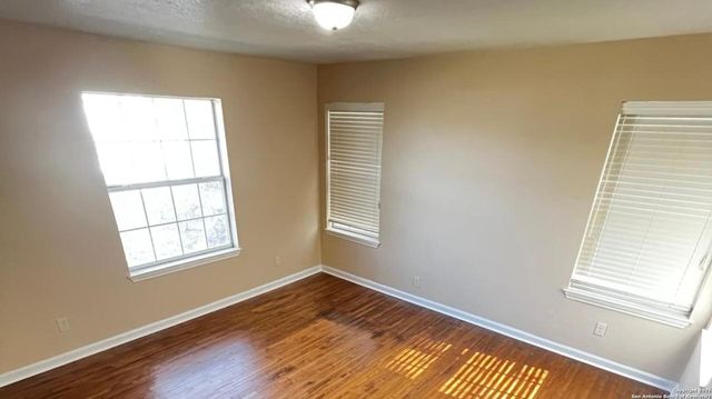 274 ROSEMONT DR, San Antonio, TX 78228