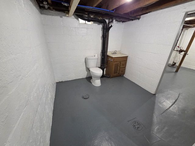 2230 S 10th STREET, Manitowoc, WI 54220