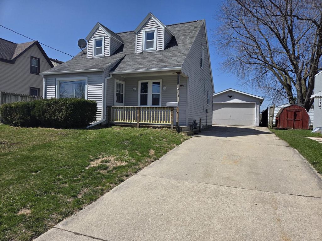 2230 S 10th STREET, Manitowoc, WI 54220