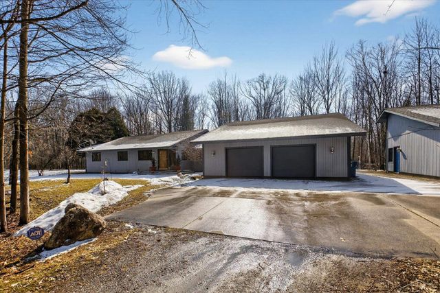 2852 E Leisure Lane, Ingersoll Twp, MI 48640
