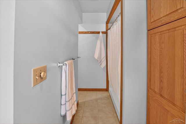 2852 E Leisure Lane, Ingersoll Twp, MI 48640