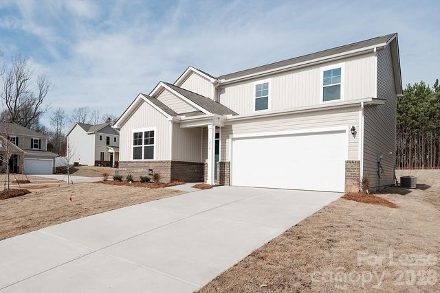 1014 Hanover Crossing Divide, Charlotte, NC 28215