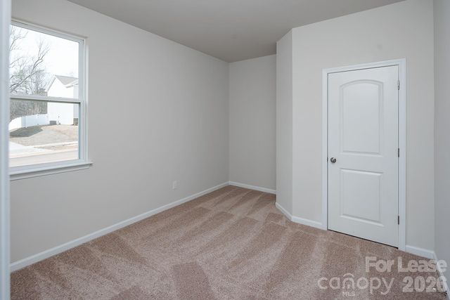 1014 Hanover Crossing Divide, Charlotte, NC 28215