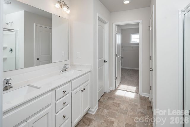 1014 Hanover Crossing Divide, Charlotte, NC 28215