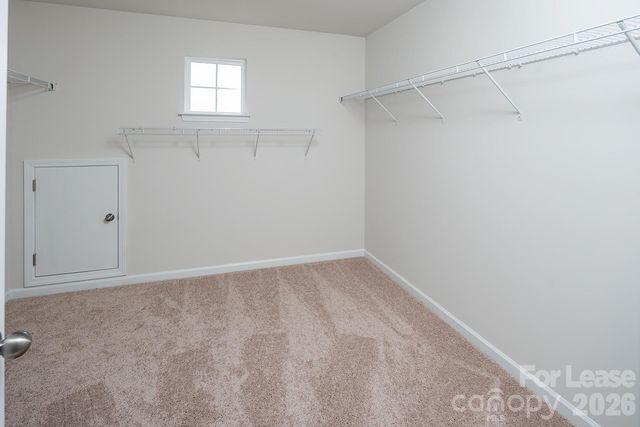 1014 Hanover Crossing Divide, Charlotte, NC 28215