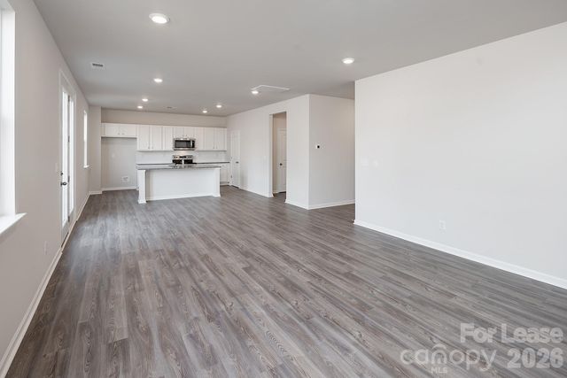 1014 Hanover Crossing Divide, Charlotte, NC 28215