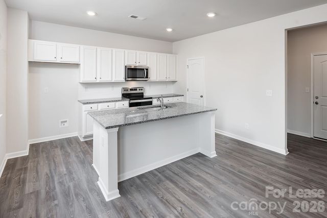 1014 Hanover Crossing Divide, Charlotte, NC 28215