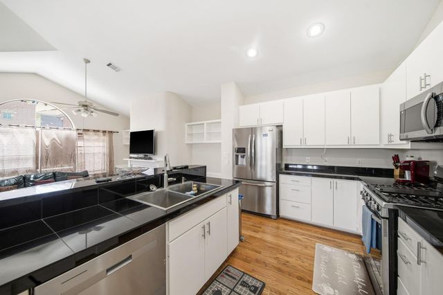 9802 Cynthia Ann Court, Houston, TX 77025