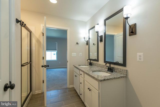 37 DIVING SCAUP RD, Hedgesville, WV 25427