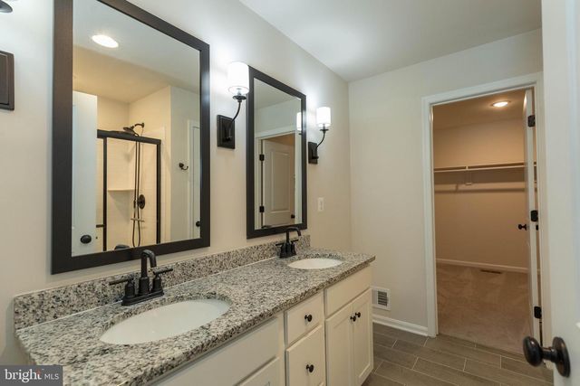 37 DIVING SCAUP RD, Hedgesville, WV 25427