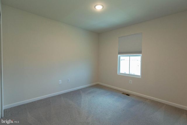 37 DIVING SCAUP RD, Hedgesville, WV 25427