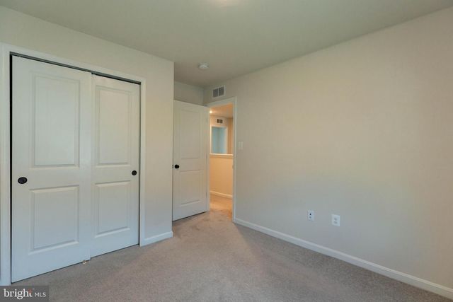 37 DIVING SCAUP RD, Hedgesville, WV 25427