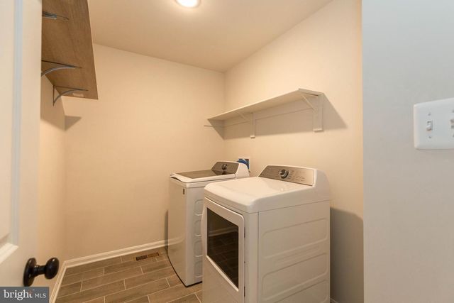 37 DIVING SCAUP RD, Hedgesville, WV 25427