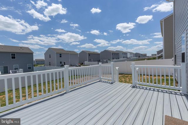 37 DIVING SCAUP RD, Hedgesville, WV 25427