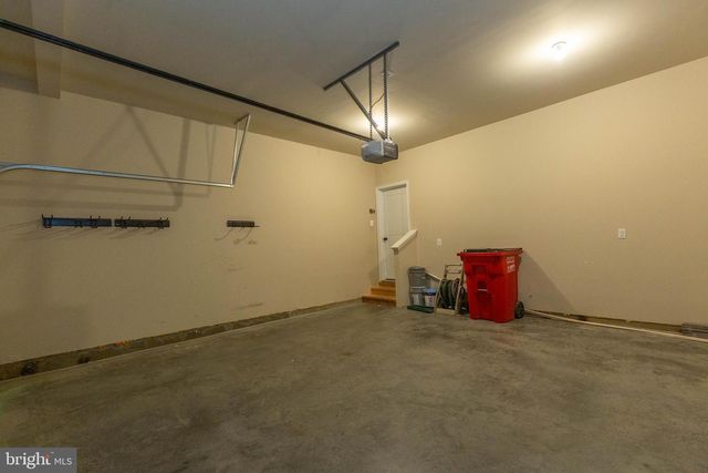 37 DIVING SCAUP RD, Hedgesville, WV 25427
