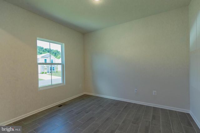 37 DIVING SCAUP RD, Hedgesville, WV 25427