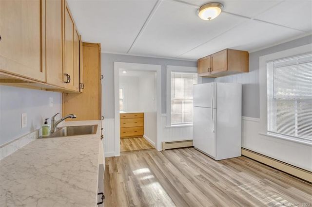 56 Winter Street, Manchester, CT 06040