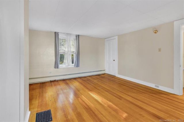56 Winter Street, Manchester, CT 06040