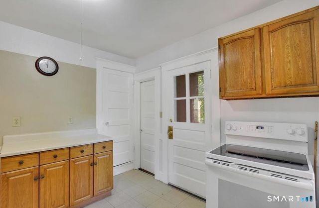 56 Winter Street, Manchester, CT 06040