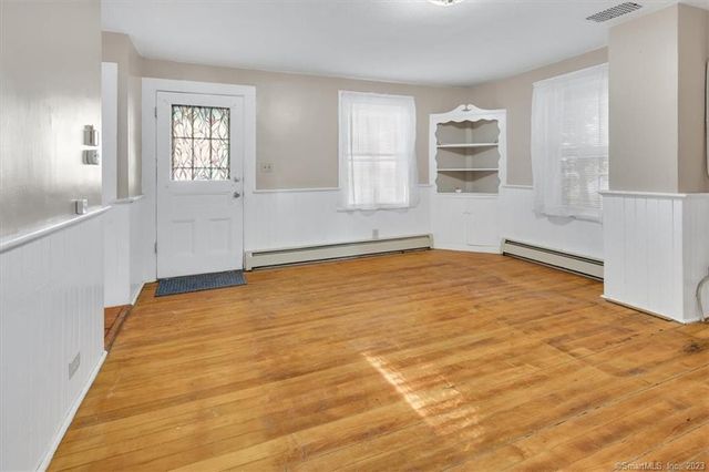 56 Winter Street, Manchester, CT 06040