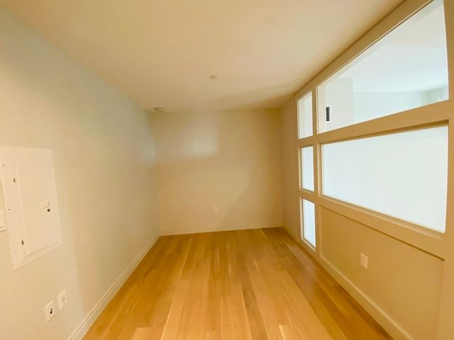 135 Seaport Blvd 1012, Boston, MA 02210